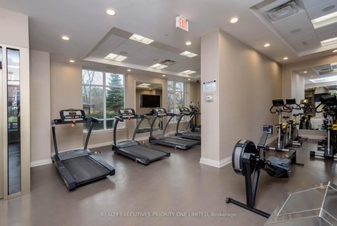 Photo 25 at 614 - 9255 Jane Street, Maple, Vaughan