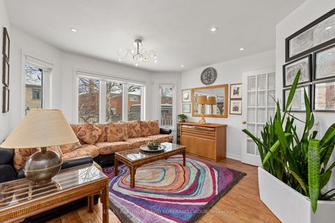 Photo 9 at 11 Thamesford Court, Clanton Park, Toronto