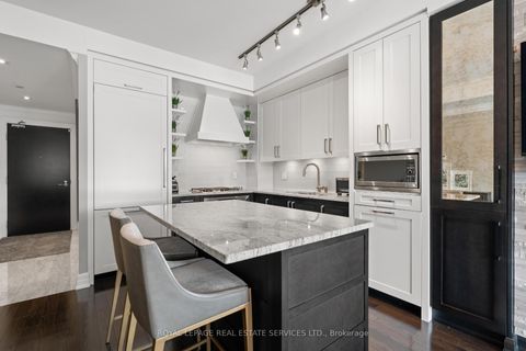 Photo 9 at 512 - 30 Old Mill Road, Kingsway South, Toronto