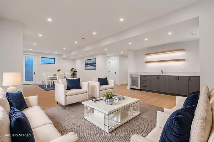 Photo 21 at 144 Mansfield Drive, CP College Park, Oakville