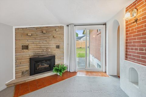 Photo 24 at 29 Seaton Drive, Aurora Highlands, Aurora