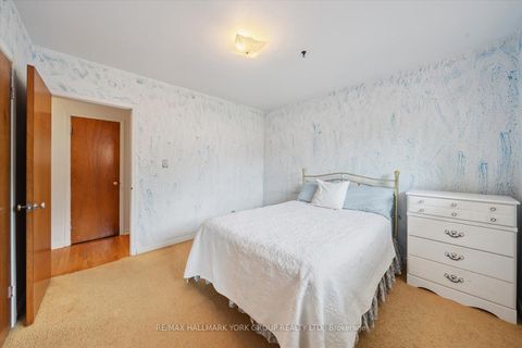 Photo 39 at 29 Seaton Drive, Aurora Highlands, Aurora