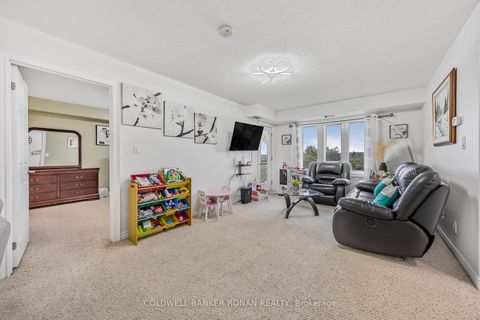 Photo 11 at 311 - 500 Mapleview Drive, Holly, Barrie