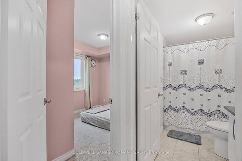 Photo 21 at 311 - 500 Mapleview Drive, Holly, Barrie