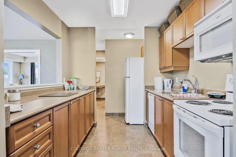 Photo 31 at 311 - 500 Mapleview Drive, Holly, Barrie