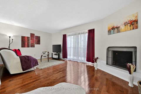 Photo 8 at 90 Maris Shep Way, Don Valley Village, Toronto