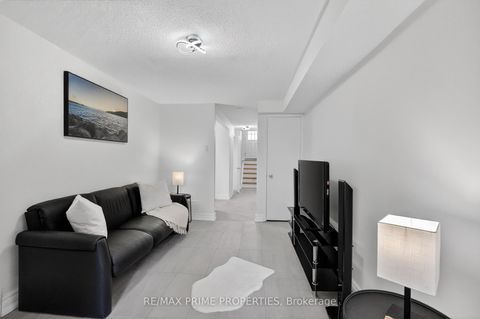 Photo 32 at 90 Maris Shep Way, Don Valley Village, Toronto