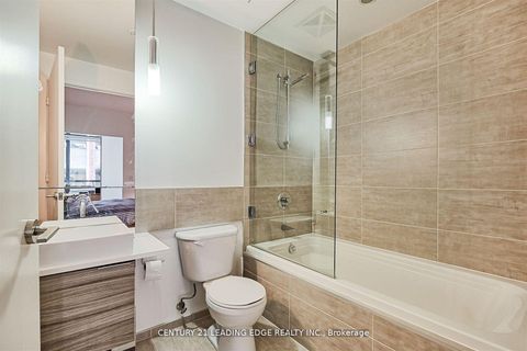Photo 15 at 405 - 8 Charlotte Street, Waterfront Communities C1, Toronto