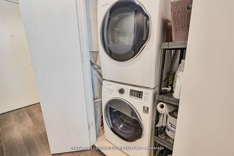 Photo 17 at 405 - 8 Charlotte Street, Waterfront Communities C1, Toronto