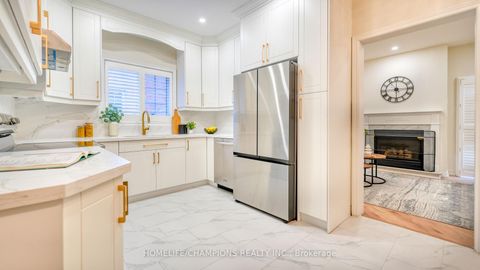 Photo 6 at 47 Kimono Crescent, Rouge Woods, Richmond Hill