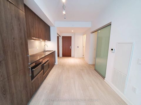 Photo 1 at 408 - 15 Queens Quay E, Waterfront Communities C8, Toronto