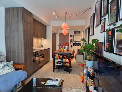 Photo 27 at 408 - 15 Queens Quay E, Waterfront Communities C8, Toronto