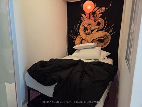 Photo 33 at 408 - 15 Queens Quay E, Waterfront Communities C8, Toronto