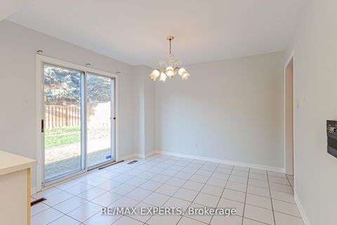 Photo 20 at 100 Nimbus Place, East Woodbridge, Vaughan