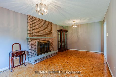 Photo 22 at 100 Nimbus Place, East Woodbridge, Vaughan