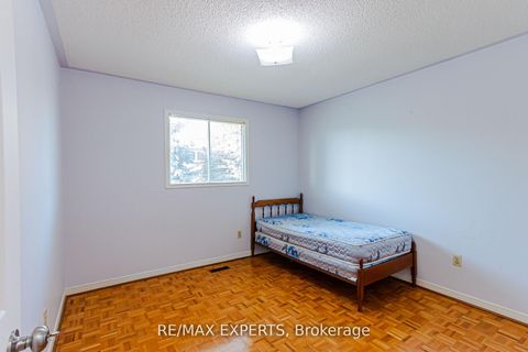 Photo 24 at 100 Nimbus Place, East Woodbridge, Vaughan