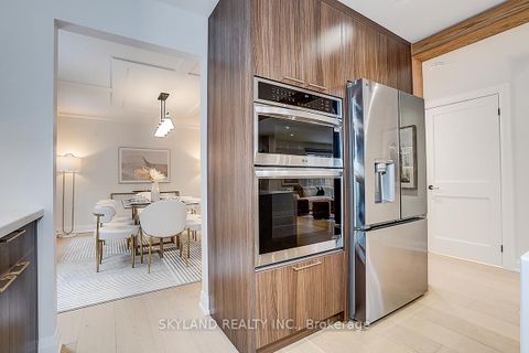 Photo 11 at 283 Hidden Trail, Branson, Toronto