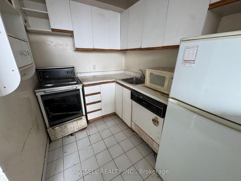 Photo 5 at 1104 - 914 yonge Street, Annex, Toronto