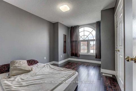 Photo 11 at 416 Mapleton Avenue, Ardagh, Barrie