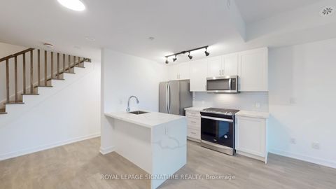 Photo 8 at 1 - 1455 O'Connor Drive, Parkview, Toronto