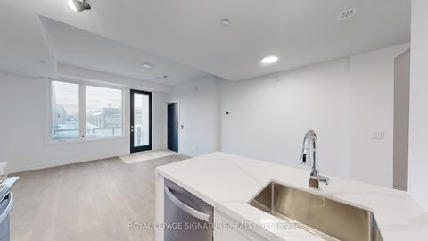 Photo 11 at 1 - 1455 O'Connor Drive, Parkview, Toronto