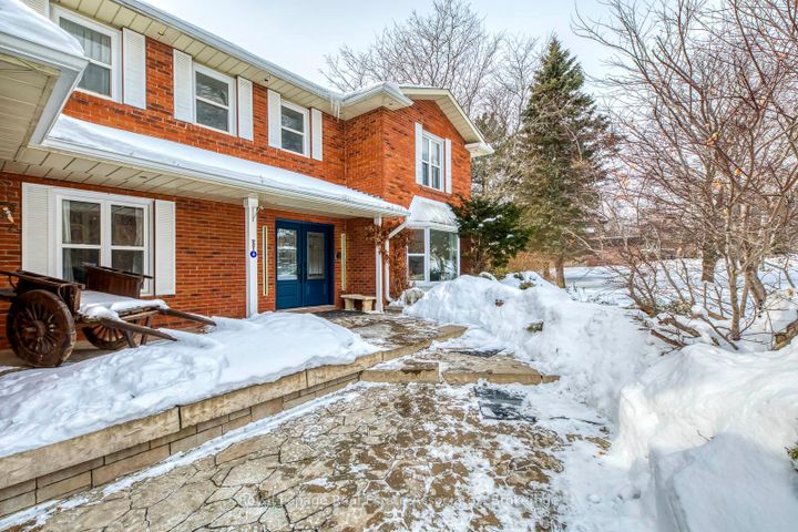 Photo 6 at 5 Huttonville Drive, Huttonville, Brampton