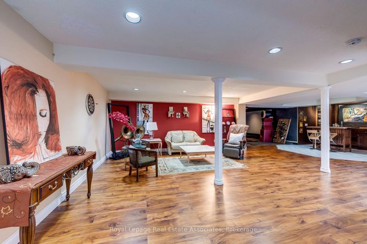 Photo 27 at 5 Huttonville Drive, Huttonville, Brampton