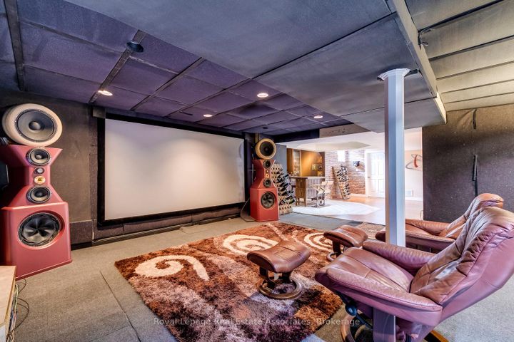 Photo 31 at 5 Huttonville Drive, Huttonville, Brampton