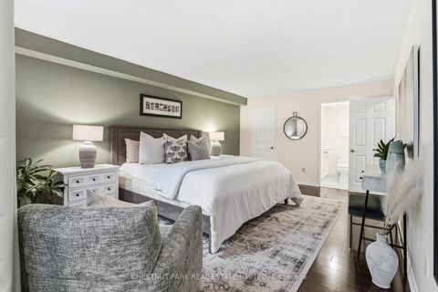 Photo 24 at 1206 - 211 St Patrick Street, Chinatown, Toronto