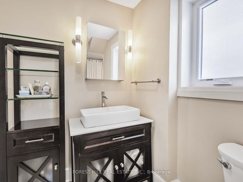 Photo 11 at 183 Wychwood Avenue, Cedarvale, Toronto