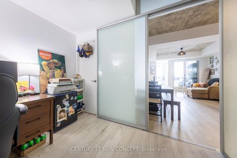 Photo 2 at 406 - 20 Gladstone Avenue, Little Portugal, Toronto