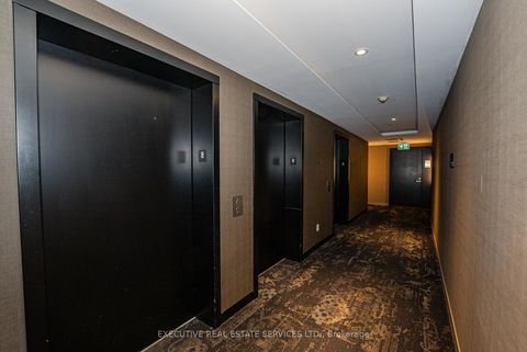 Photo 5 at 821 - 31 Tippett Road, Clanton Park, Toronto