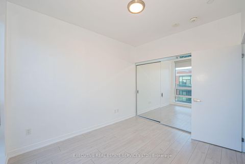 Photo 16 at 821 - 31 Tippett Road, Clanton Park, Toronto