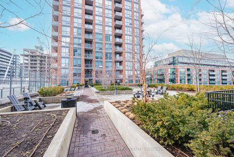 Photo 24 at 821 - 31 Tippett Road, Clanton Park, Toronto