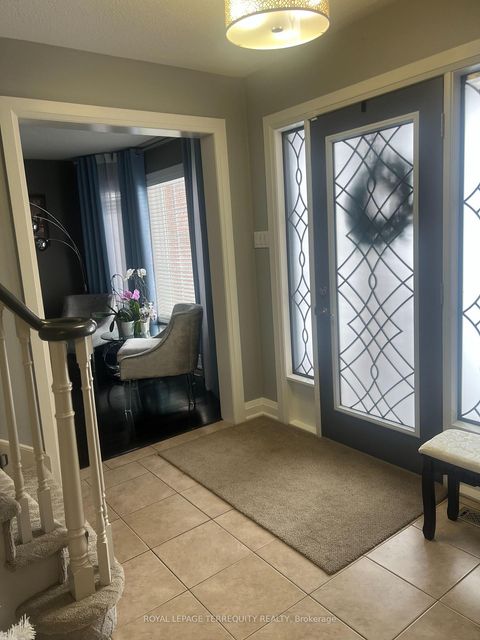 Photo 3 at 25 Jagges Drive, Edgehill Drive, Barrie