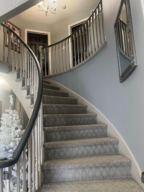 Photo 14 at 25 Jagges Drive, Edgehill Drive, Barrie