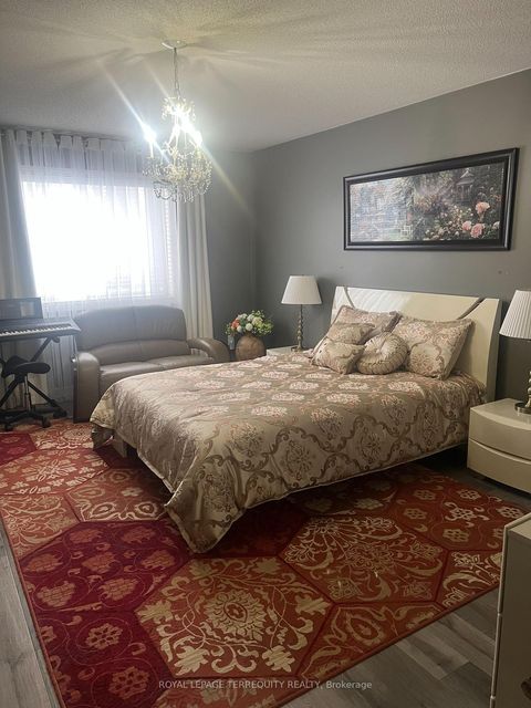 Photo 15 at 25 Jagges Drive, Edgehill Drive, Barrie