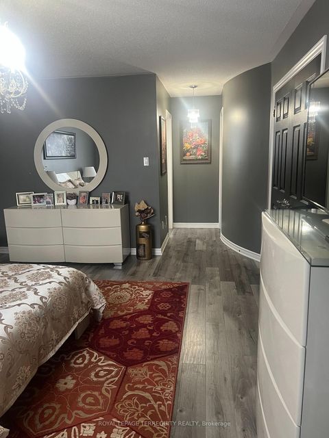 Photo 17 at 25 Jagges Drive, Edgehill Drive, Barrie