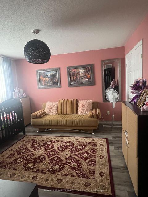 Photo 24 at 25 Jagges Drive, Edgehill Drive, Barrie