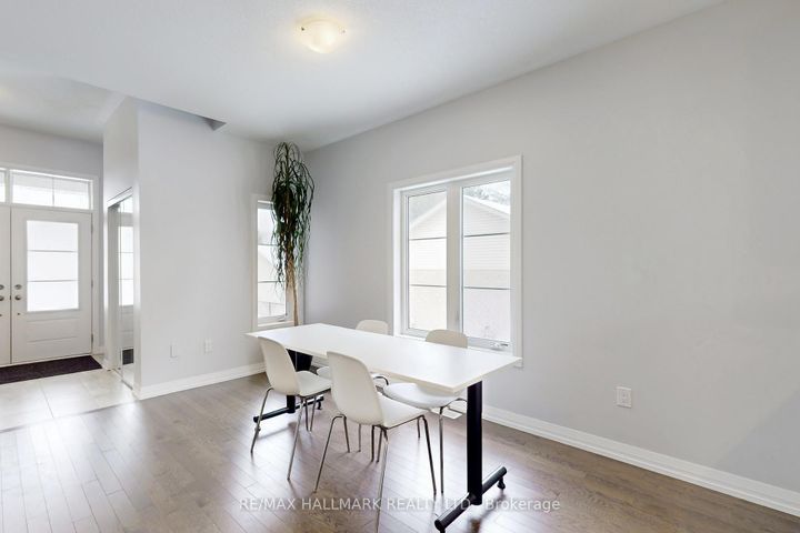 Photo 14 at 2 Holtby Court, Port Perry, Scugog