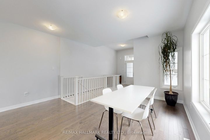 Photo 15 at 2 Holtby Court, Port Perry, Scugog