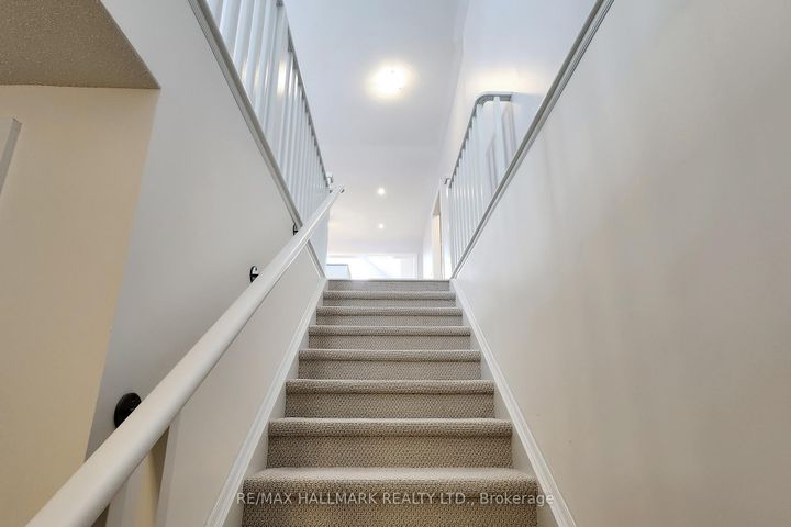 Photo 30 at 2 Holtby Court, Port Perry, Scugog