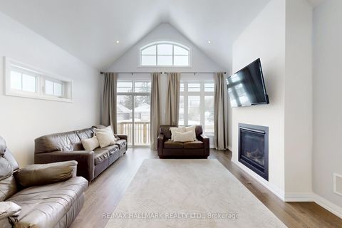 Photo 3 at 2 Holtby Court, Port Perry, Scugog