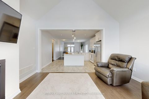 Photo 5 at 2 Holtby Court, Port Perry, Scugog