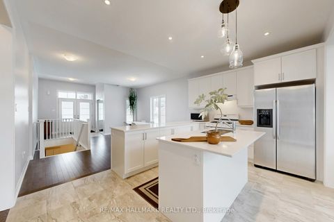 Photo 7 at 2 Holtby Court, Port Perry, Scugog