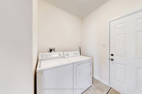 Photo 24 at 2 Holtby Court, Port Perry, Scugog