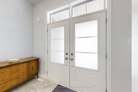 Photo 27 at 2 Holtby Court, Port Perry, Scugog