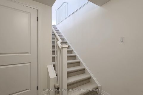 Photo 31 at 2 Holtby Court, Port Perry, Scugog