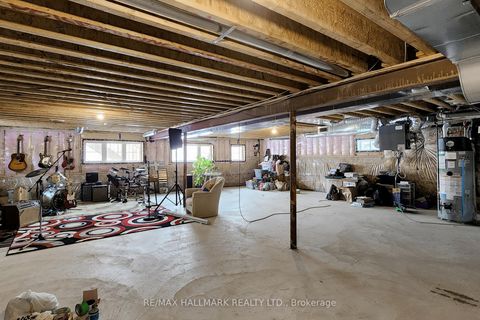 Photo 33 at 2 Holtby Court, Port Perry, Scugog