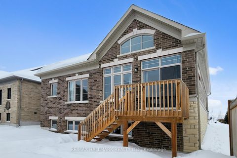 Photo 36 at 2 Holtby Court, Port Perry, Scugog